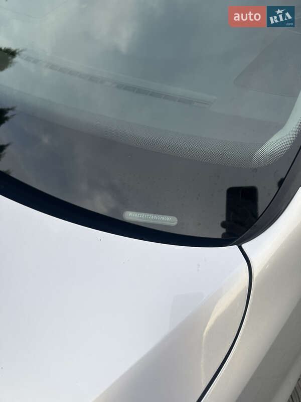 Минивэн Volkswagen Touran 2011 в Самборе