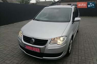 Минивэн Volkswagen Touran 2007 в Костополе
