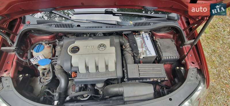 Минивэн Volkswagen Touran 2008 в Бердичеве