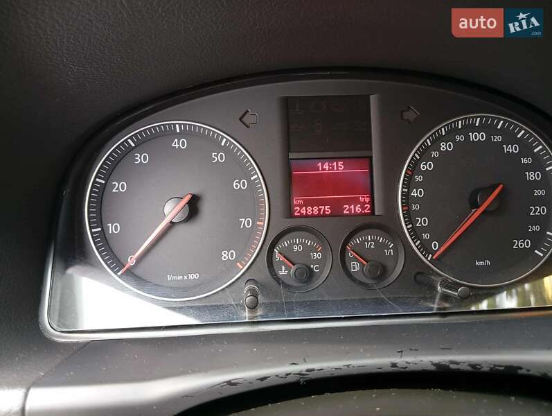 Минивэн Volkswagen Touran 2006 в Почаеве фото 2 Минивэн Volkswagen Touran 2006 в Почаеве