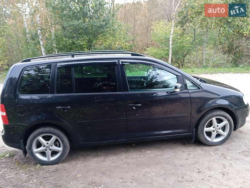 Минивэн Volkswagen Touran 2006 в Почаеве фото 6 Минивэн Volkswagen Touran 2006 в Почаеве