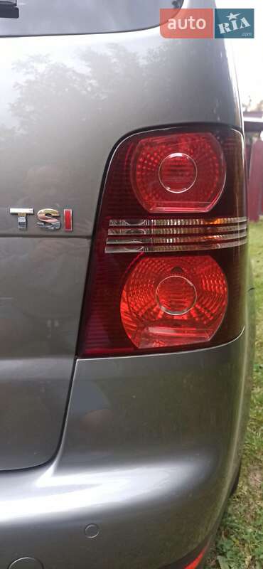 Минивэн Volkswagen Touran 2008 в Прилуках