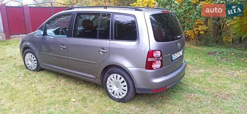 Минивэн Volkswagen Touran 2008 в Прилуках