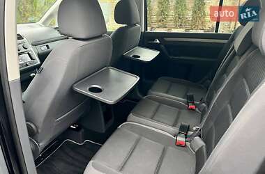 Минивэн Volkswagen Touran 2009 в 