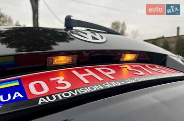 Минивэн Volkswagen Touran 2009 в 