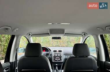 Минивэн Volkswagen Touran 2009 в 