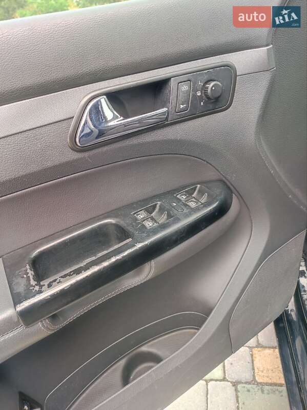 Мінівен Volkswagen Touran 2004 в Кам'янець-Подільському