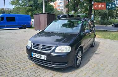 Мінівен Volkswagen Touran 2005 в Чернівцях
