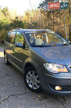 Минивэн Volkswagen Touran 2007 в Ковеле