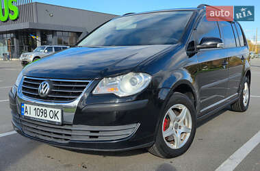Минивэн Volkswagen Touran 2008 в Ирпене