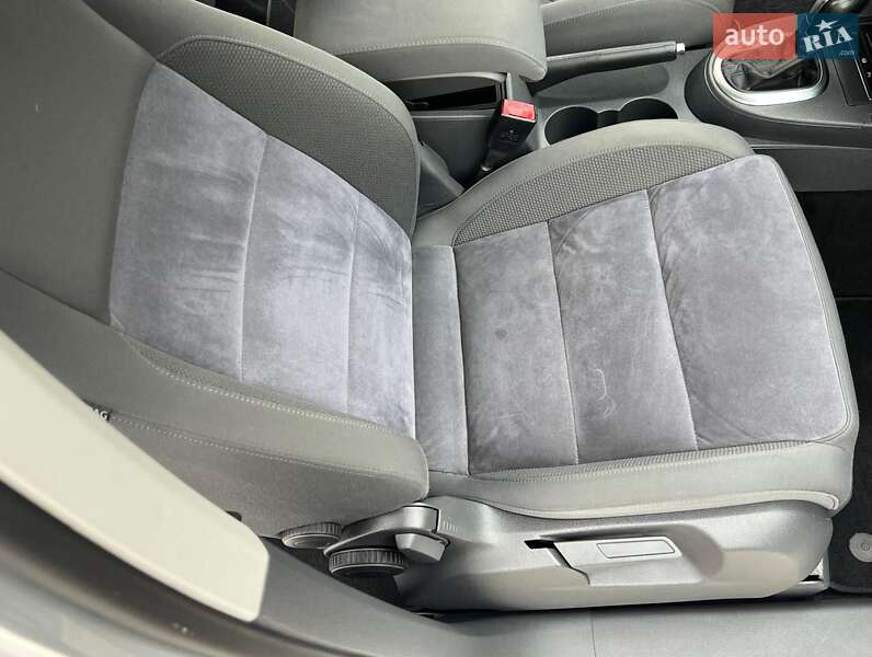 Минивэн Volkswagen Touran 2011 в Киеве