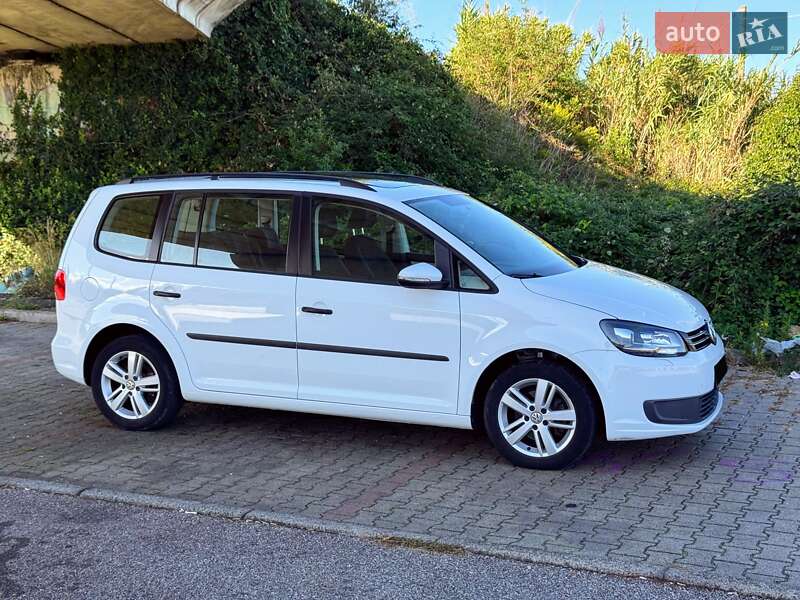 Volkswagen Touran 2015 Volkswagen Touran 2015
