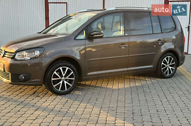 Минивэн Volkswagen Touran 2011 в Коломые