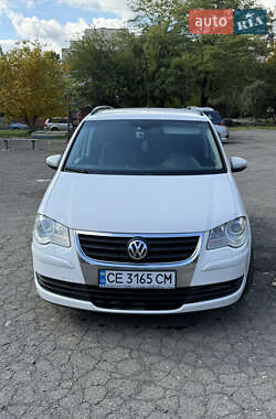 Минивэн Volkswagen Touran 2009 в Черновцах