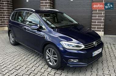 Микровэн Volkswagen Touran 2016 в 