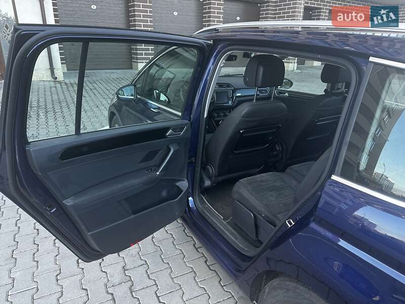 Мікровен Volkswagen Touran 2016 в Хмельницькому