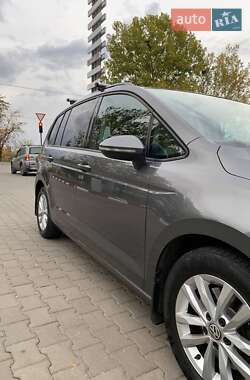 Микровэн Volkswagen Touran 2018 в 