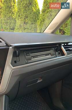 Микровэн Volkswagen Touran 2018 в 