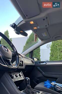 Микровэн Volkswagen Touran 2018 в 