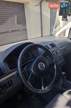 Мінівен Volkswagen Touran 2003 в Южному