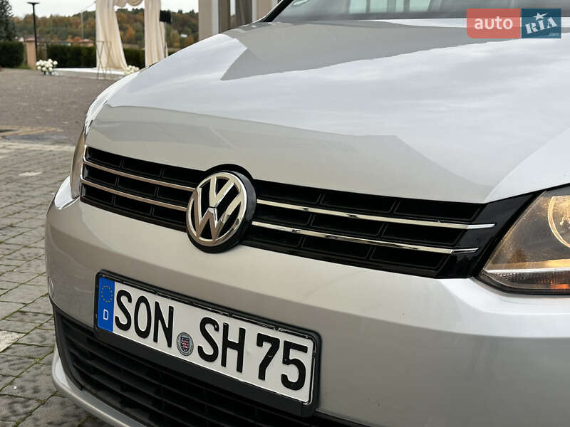 Минивэн Volkswagen Touran 2013 в Дрогобыче