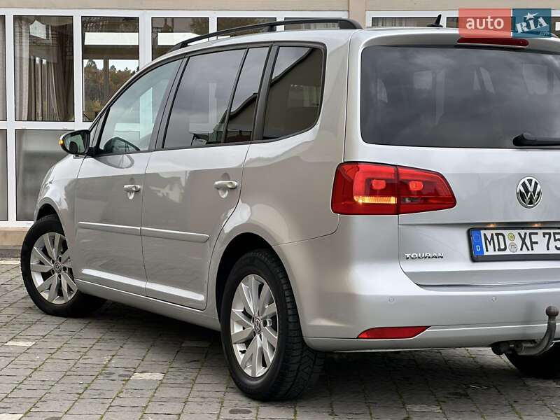 Минивэн Volkswagen Touran 2013 в Дрогобыче