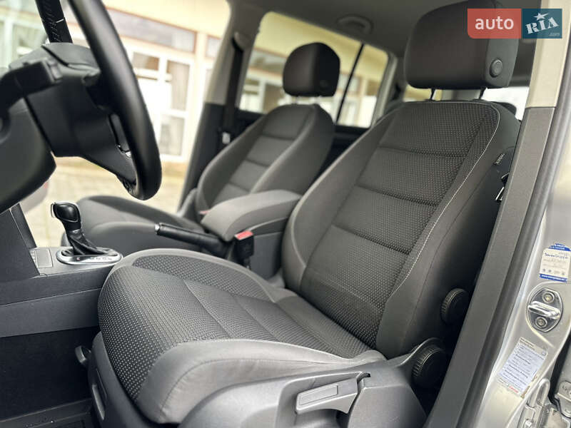 Минивэн Volkswagen Touran 2013 в Дрогобыче