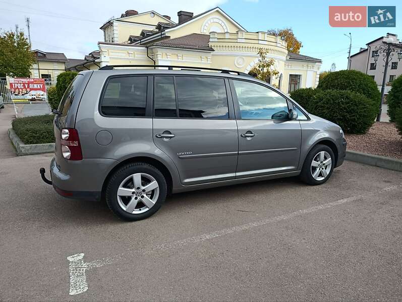 Минивэн Volkswagen Touran 2009 в Бердичеве