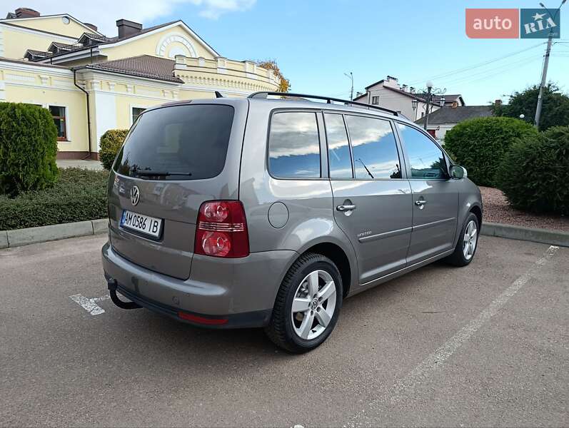 Минивэн Volkswagen Touran 2009 в Бердичеве