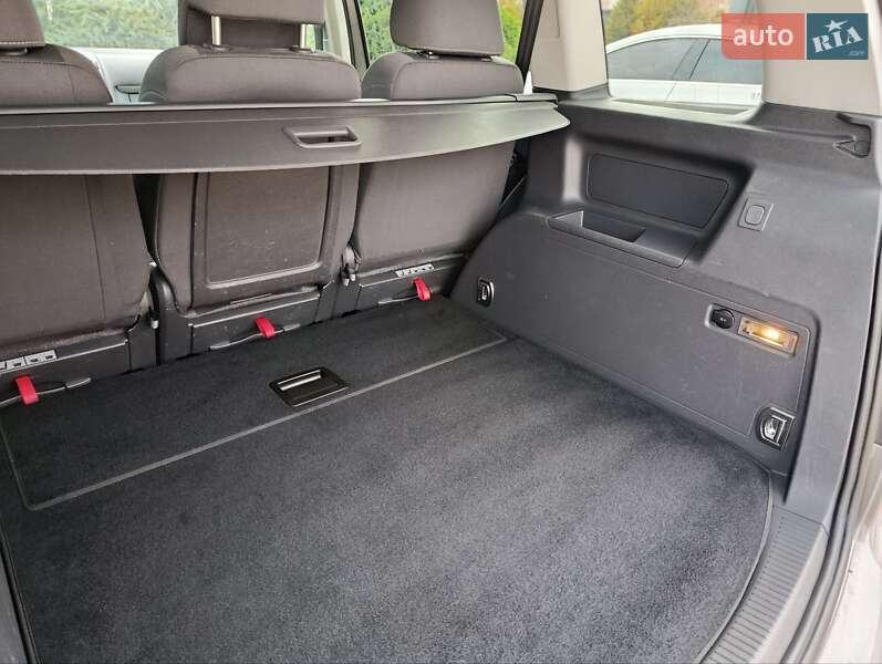 Минивэн Volkswagen Touran 2009 в Бердичеве
