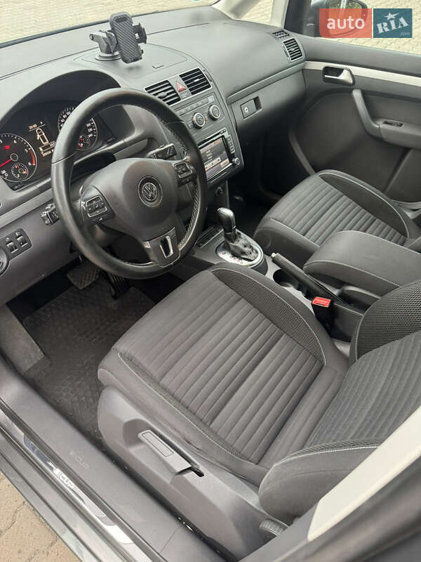 Мінівен Volkswagen Touran 2014 в Львові фото 10 Мінівен Volkswagen Touran 2014 в Львові