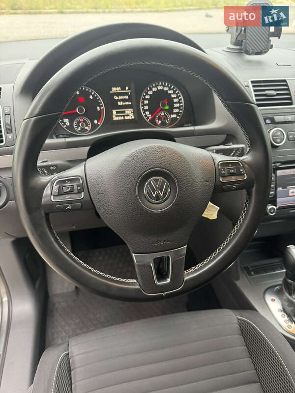 Мінівен Volkswagen Touran 2014 в Львові фото 18 Мінівен Volkswagen Touran 2014 в Львові