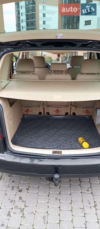 Мінівен Volkswagen Touran 2004 в Івано-Франківську фото 10 Мінівен Volkswagen Touran 2004 в Івано-Франківську