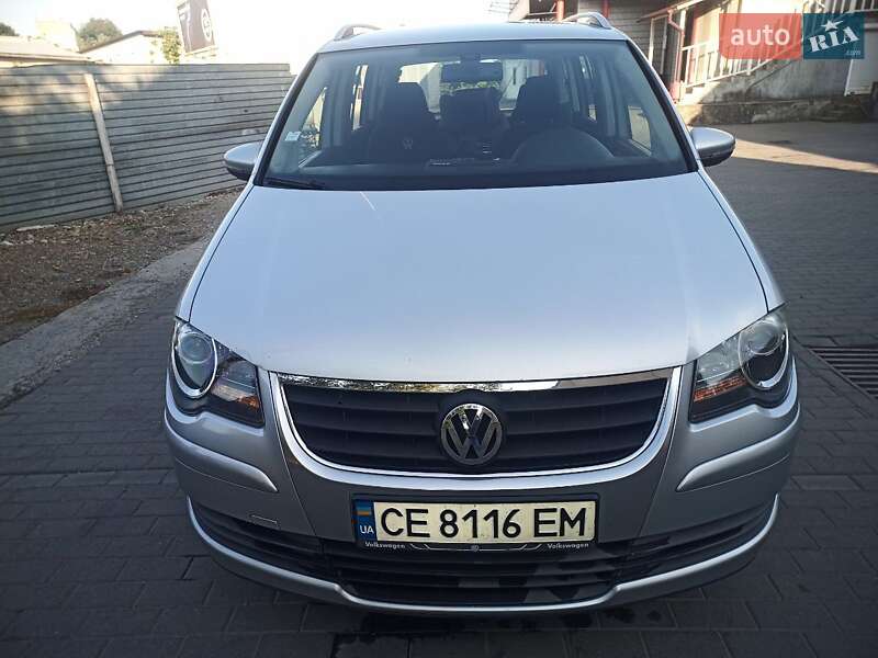 Минивэн Volkswagen Touran 2010 в Черновцах фото 3 Минивэн Volkswagen Touran 2010 в Черновцах
