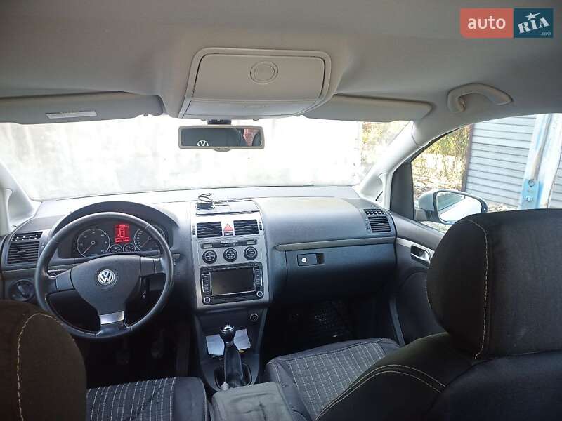 Минивэн Volkswagen Touran 2010 в Черновцах фото 16 Минивэн Volkswagen Touran 2010 в Черновцах