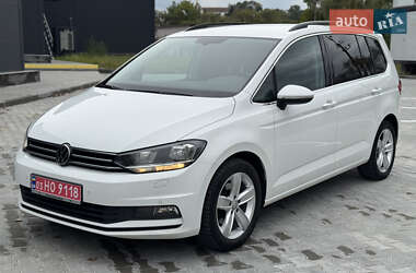 Микровэн Volkswagen Touran 2021 в 