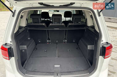 Микровэн Volkswagen Touran 2021 в 