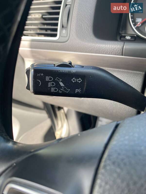 Минивэн Volkswagen Touran 2011 в Киеве фото 29 Минивэн Volkswagen Touran 2011 в Киеве