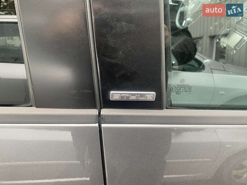 Минивэн Volkswagen Touran 2011 в Черновцах фото 17 Минивэн Volkswagen Touran 2011 в Черновцах