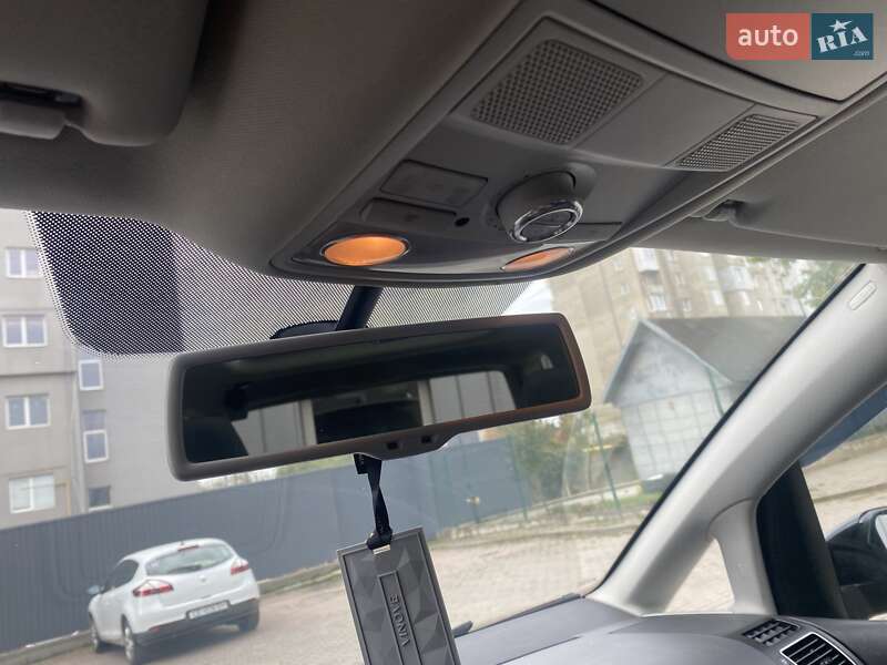 Минивэн Volkswagen Touran 2011 в Черновцах фото 40 Минивэн Volkswagen Touran 2011 в Черновцах