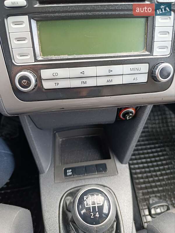 Минивэн Volkswagen Touran 2008 в Луцке фото 29 Минивэн Volkswagen Touran 2008 в Луцке