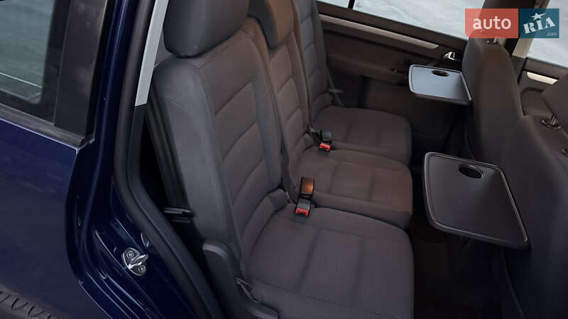 Минивэн Volkswagen Touran 2006 в Шепетовке