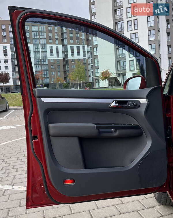 Минивэн Volkswagen Touran 2005 в Луцке фото 19 Минивэн Volkswagen Touran 2005 в Луцке