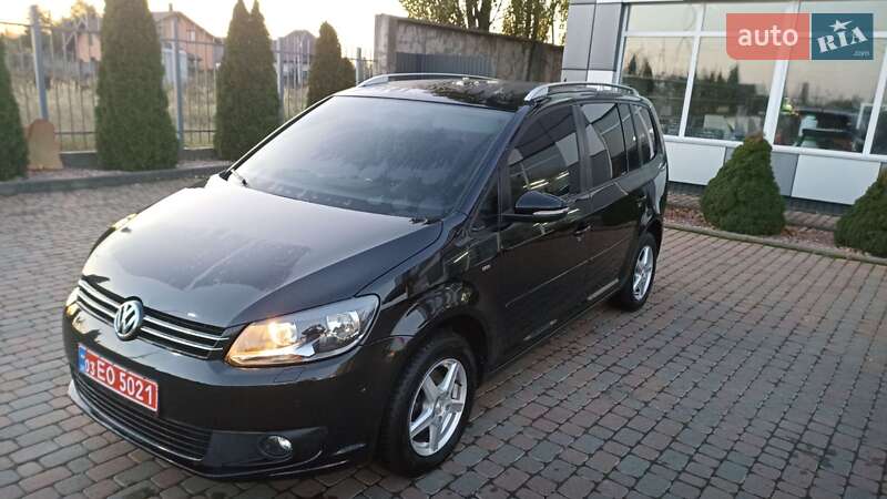 Volkswagen Touran 2015