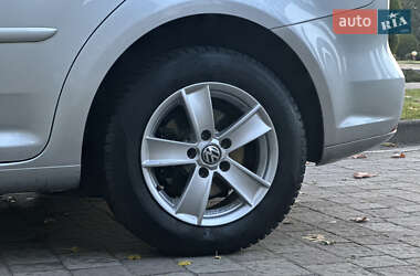 Минивэн Volkswagen Touran 2013 в 