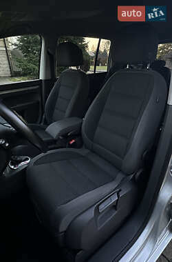 Минивэн Volkswagen Touran 2013 в 