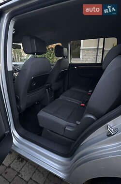 Минивэн Volkswagen Touran 2013 в 