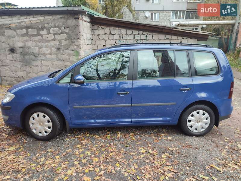 Минивэн Volkswagen Touran 2010 в Житомире фото 10 Минивэн Volkswagen Touran 2010 в Житомире