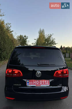 Минивэн Volkswagen Touran 2012 в 