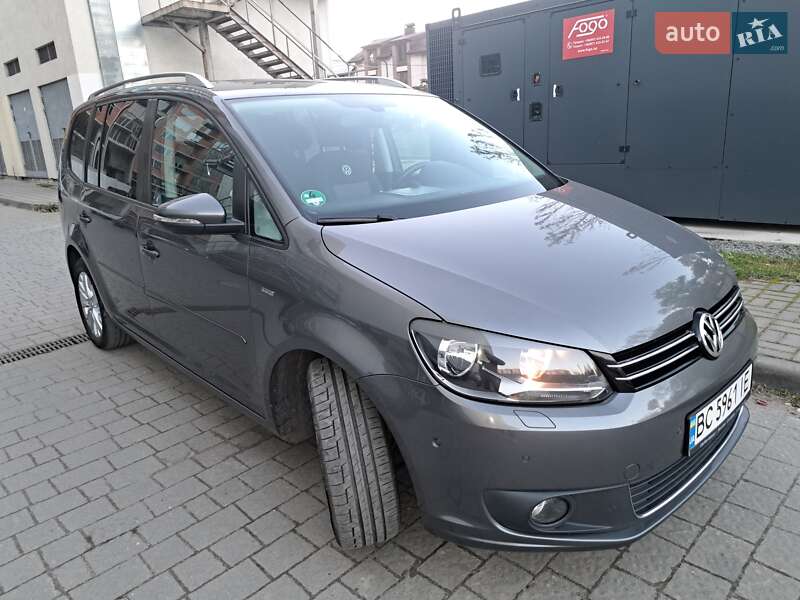 Мінівен Volkswagen Touran 2014 в Львові фото Мінівен Volkswagen Touran 2014 в Львові